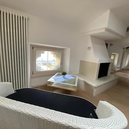 Da Mario Superior Apartment *